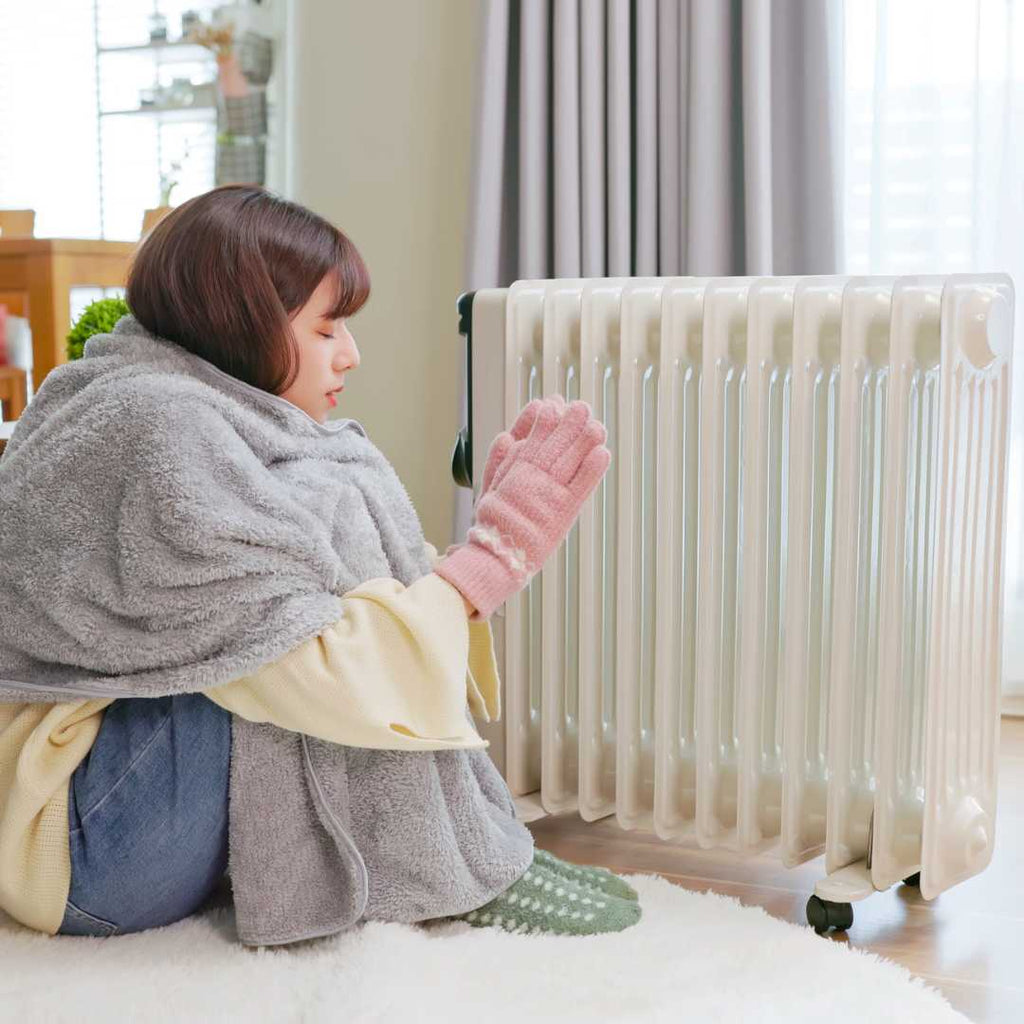 Cold Hands And Feet In Women | Chrysalis Medi Aesthetic